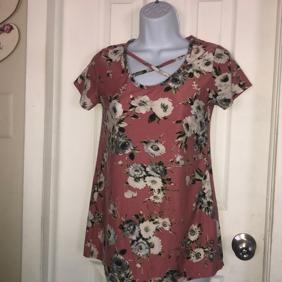 Pink premium Tops - Woman’s blouse